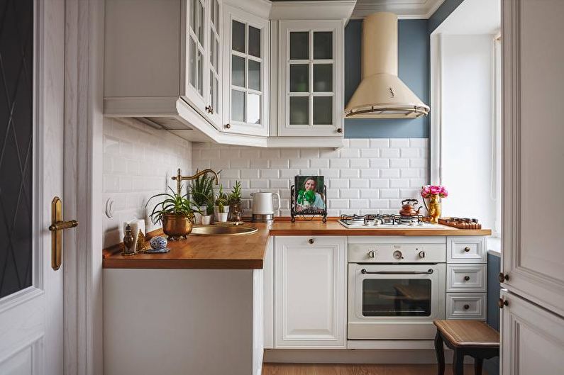 Дизайн маленькой белой кухни