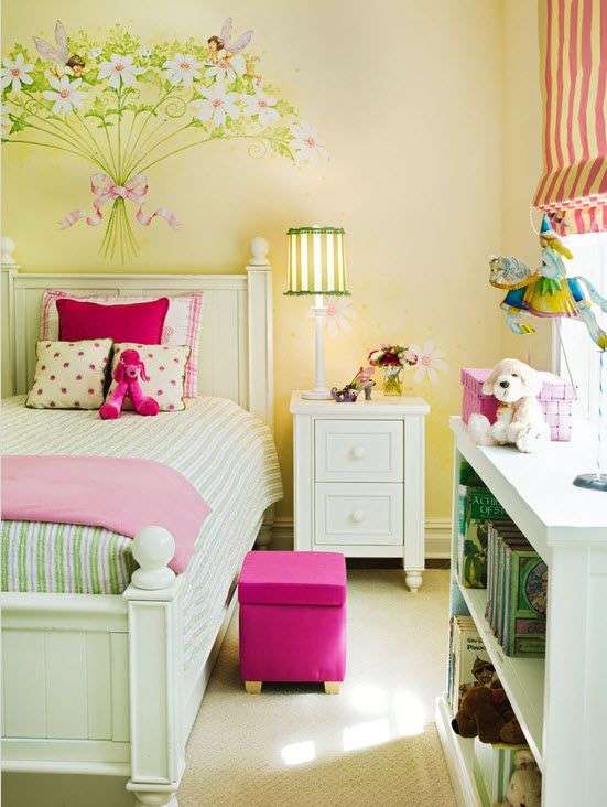 интерьер комнаты девочки с зелёным цветом