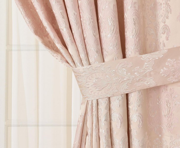Розовые шторы: основные правила оформления помещения и разновидности портьер (121 фото)